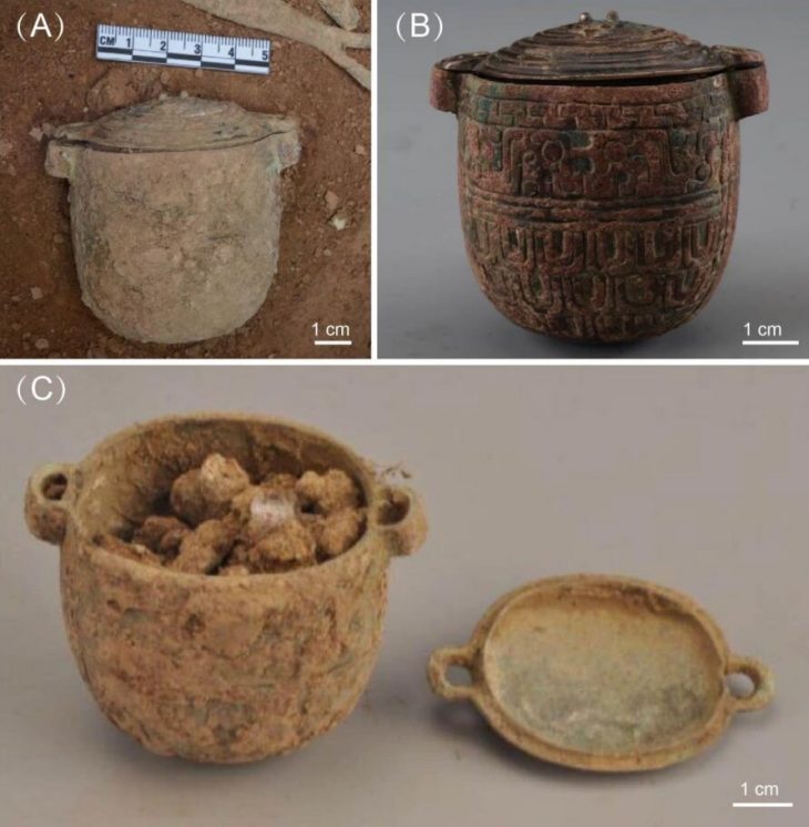 In China, 2700-Year-Old Face Cream Made from Moon Milk for Men was Found
