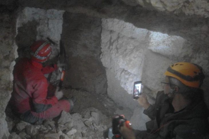 İce age cave
