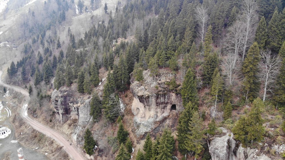Koskarlı cave