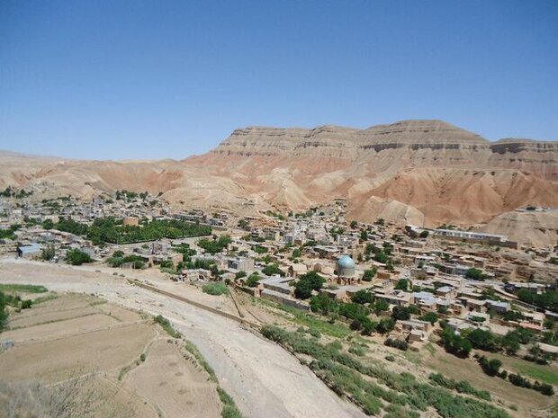 Estimated to date from the Bronze Age to the Qajar era (1789–1925), the objects were found near the northeastern villages of, Khalaj, Qolleh Zu, and Garu in Kalat county, Razavi Khorasan province.