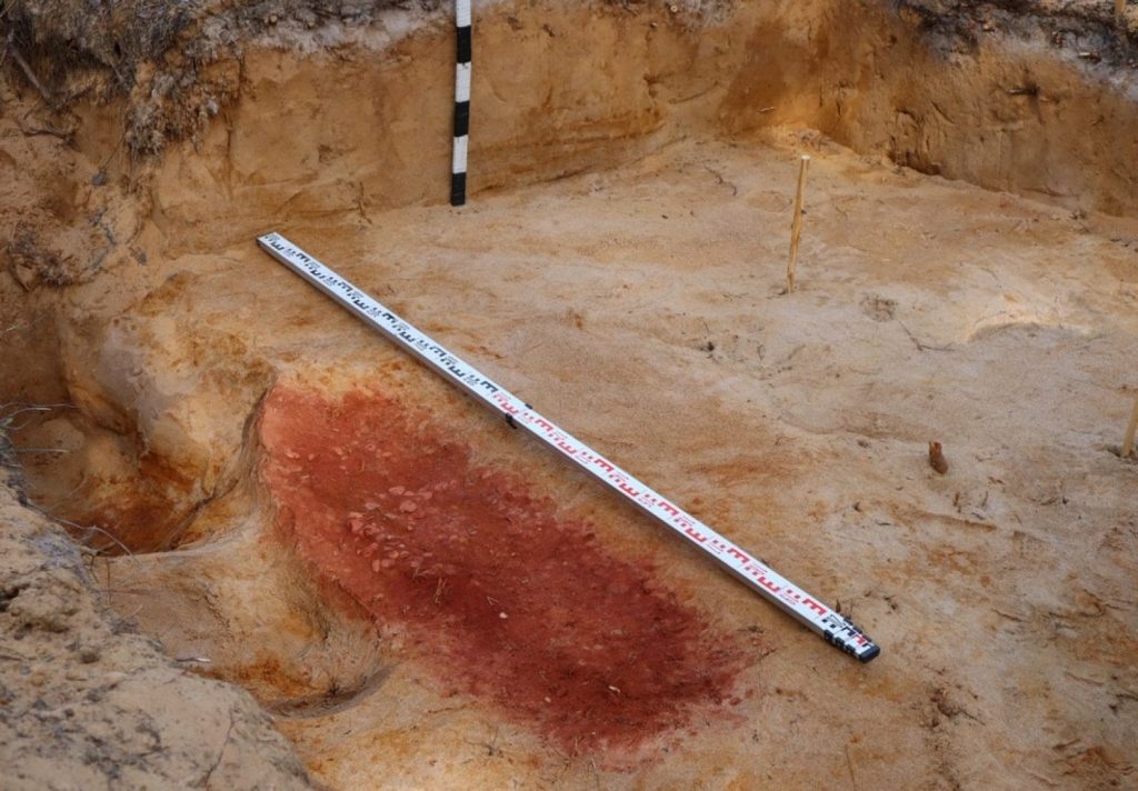 amber tomb