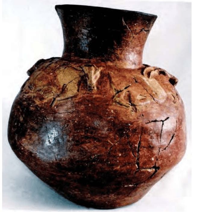 A vessel with bull depictions found in Western Köşkhöyük, Nİğde.