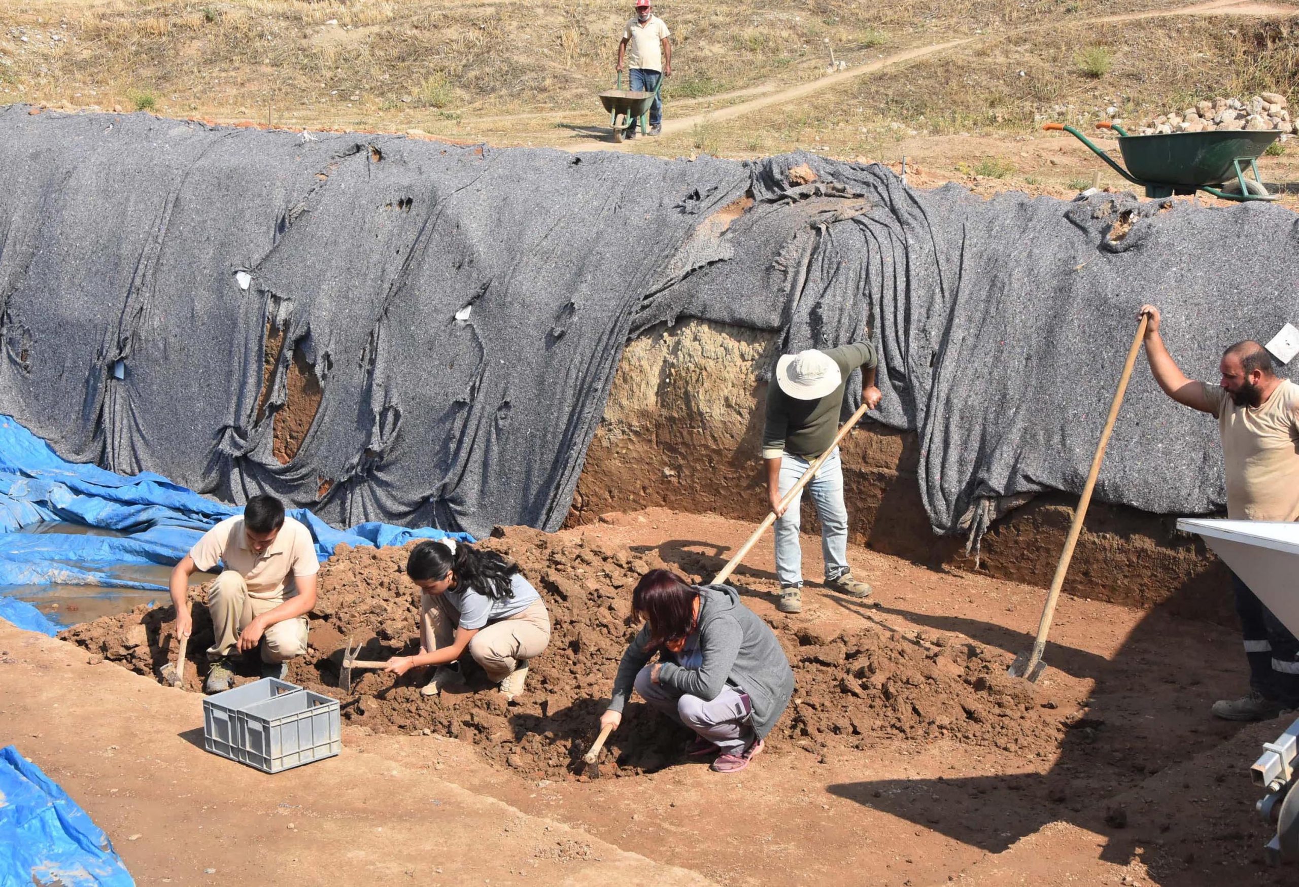 Yeşilova and Yassıtepe mound