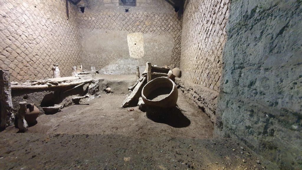 Extremely well-preserved "Slave Room" at Villa Civita Giuliana in Pompeii
