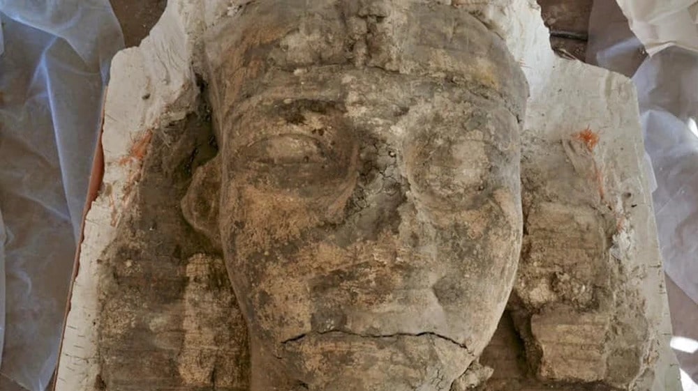 Archeologists Discover Two Sphinxes measure 26 feet in length in Egyptian  Ruins - Arkeonews