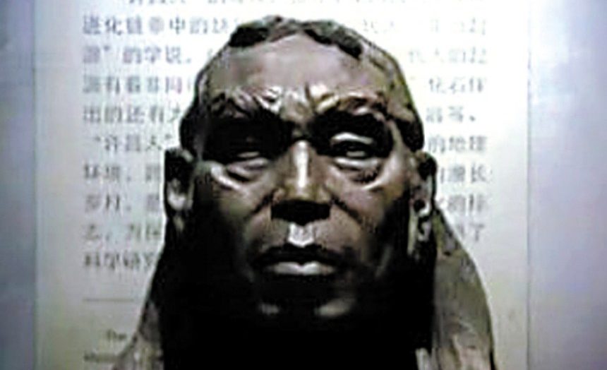 Xuchang Man statue