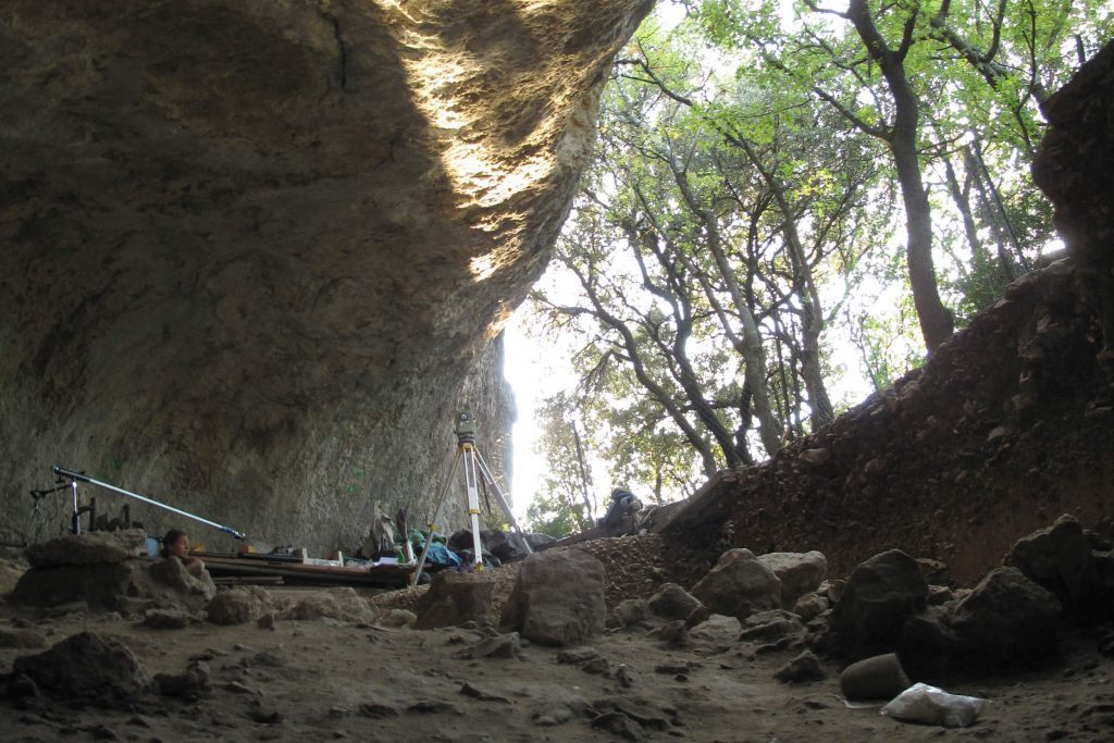 This undated photo provided by Ludovic Slimak shows scientists working at the entrance of the Mandrin cave, near Montelimar, southern France. Photo: Ludovic Slimak 