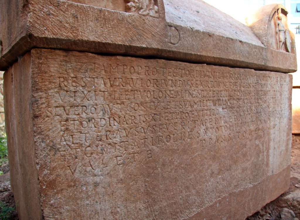  Latin inscription on the sarcophagus of the protector of Emperor Diocletian