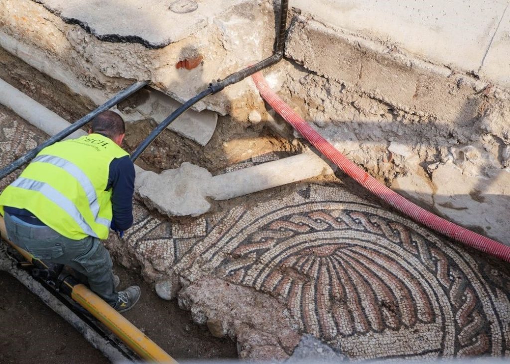 Construction workers discover 2,000-year-old Roman statue in