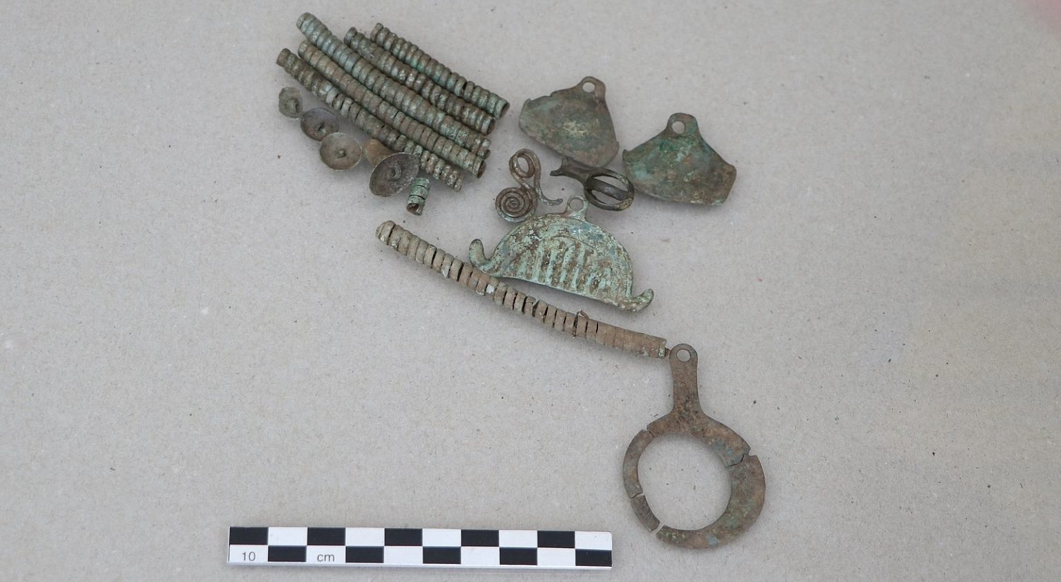 New fibula types discovered at prehistoric Kopilo graves in Bosnia ...