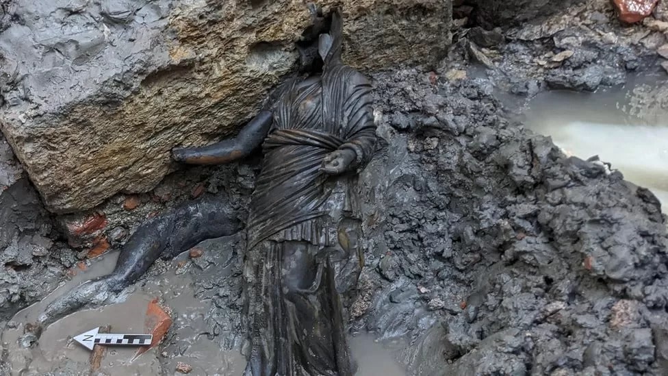 The statues were discovered under the muddy ruins of an ancient bathhouse in San Casciano Dei Bagni, a hilltop town in the Siena province, about 160km (100 miles) north of the capital Rome —  Twitter
