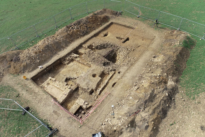 The expanded excavation has uncovered more details of living complex, including expensive materials such as parts of broke pillars, which hint at the owners' wealth. Photo: Historic England