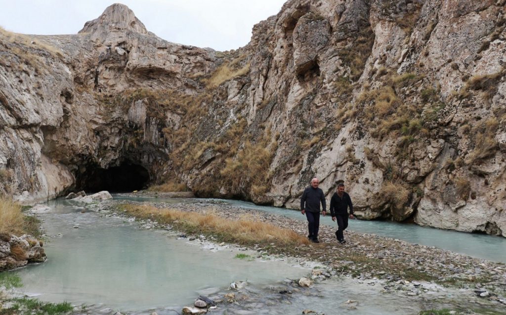 The research team formed through the cooperation of Ağrı Ibrahim Çeçen University (AIÇU) and Istanbul Technical University (ITU) starts to work in the area where Noah Ark remnants are believed to located Ağrı. (IHA Photo)