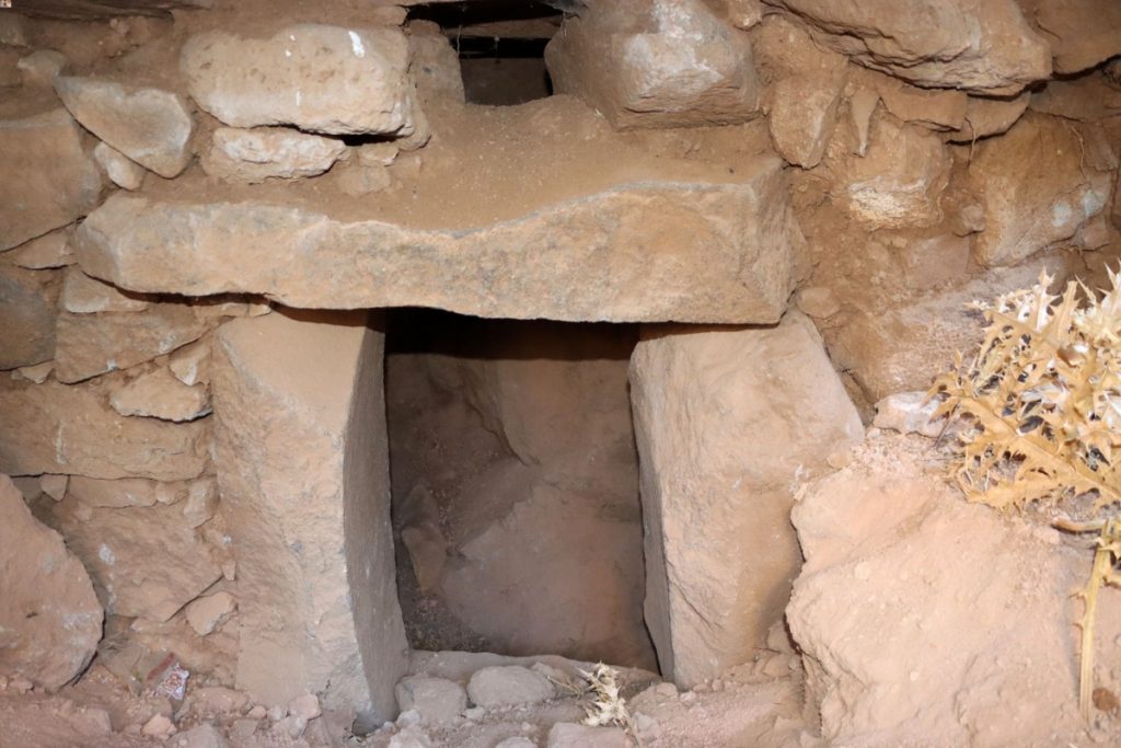 A stone masonry chamber tomb in the ruins of Körzüt Castle, in Van, Turkey. Photo: AA Photo