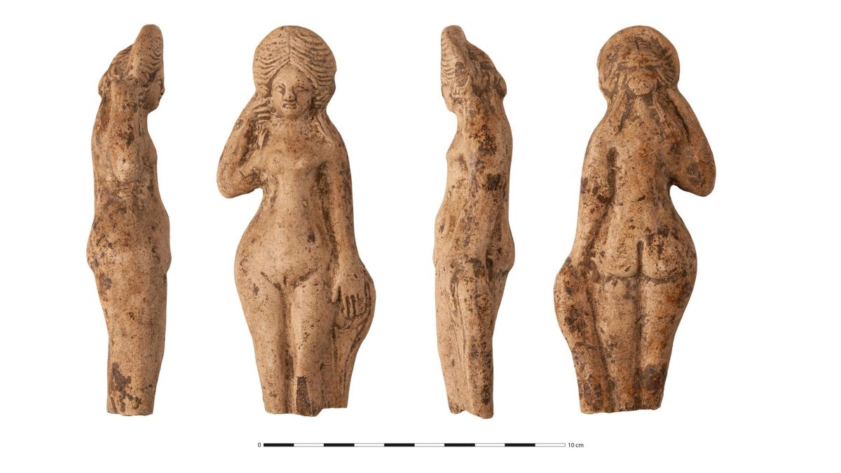 Naked Venus statue discovered in a Roman garbage dump in France