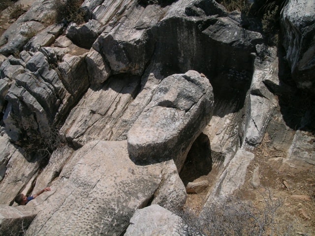 kouros of apollo in naxos