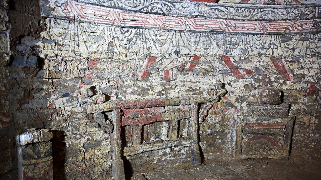 12 tombs with Beautiful Decorations and Carved Bricks from the period of  Kublai Khan, the grandson of Genghis Khan, found in China - Arkeonews