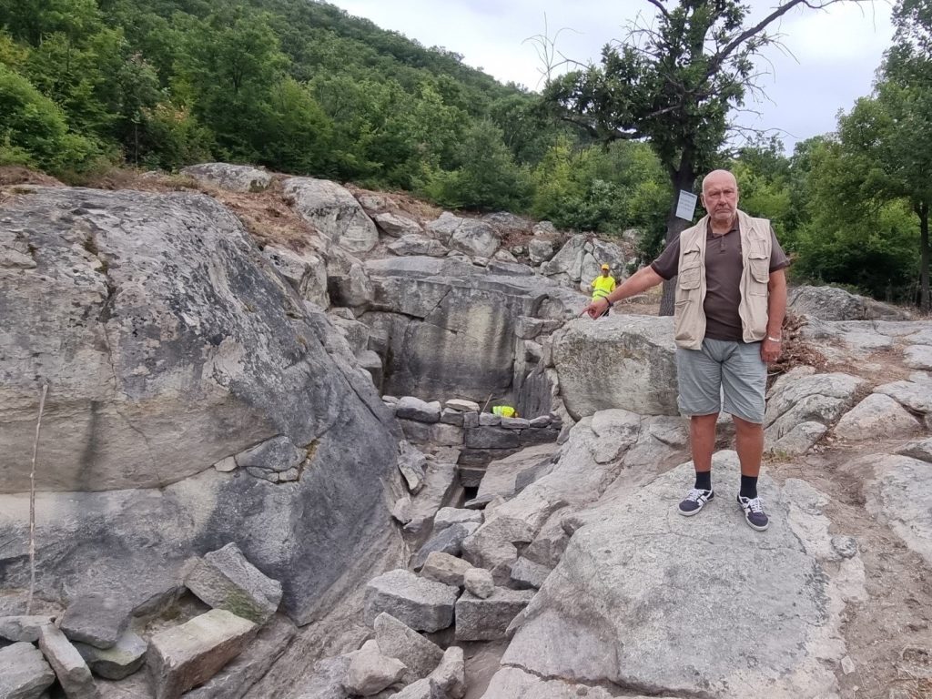 Professor Nikolay Ovcharov shows the Nymphaeum found in Perperikon. Photo: BTA