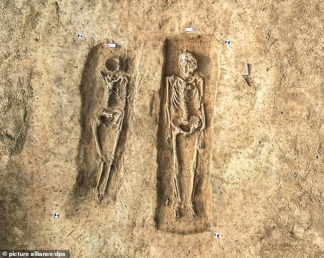 Archaeologists found a noble woman buried beside her 'husband' 1,000 years ago with the top of her face hollowed out - Arkeonews