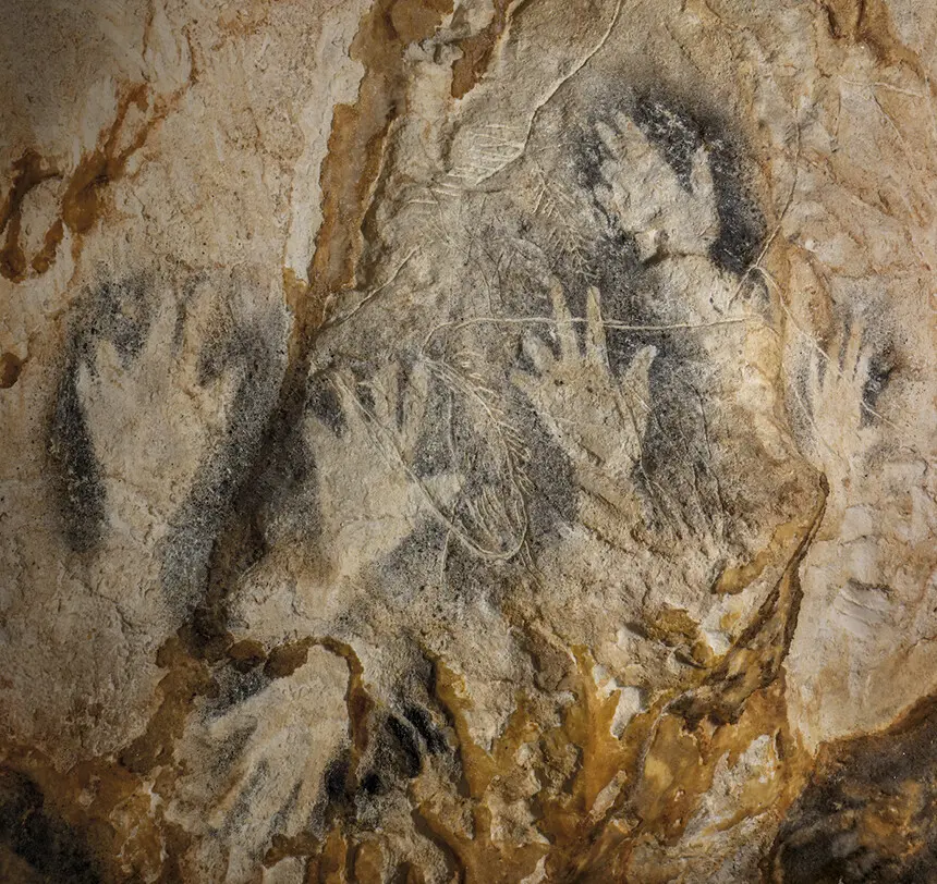 Additional examples of shortened fingertips in the stenciled negatives and pigmented prints of Gravettian hand images in the Cosquer Cave Photo: ©Grotte Cosquer Méditerranée