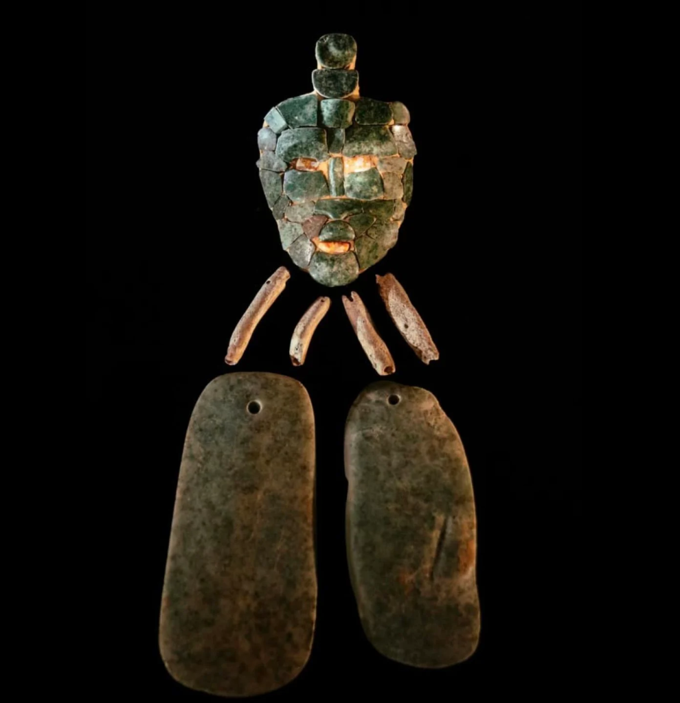 A Stunning Jade mask discovered in tomb of Maya King in Guatemala