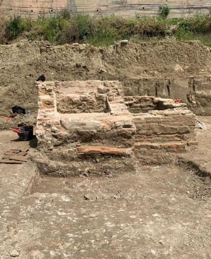 The two bathtubs found in the ancient Roman villa. Photo from Albania’s National Institute of Cultural Heritage