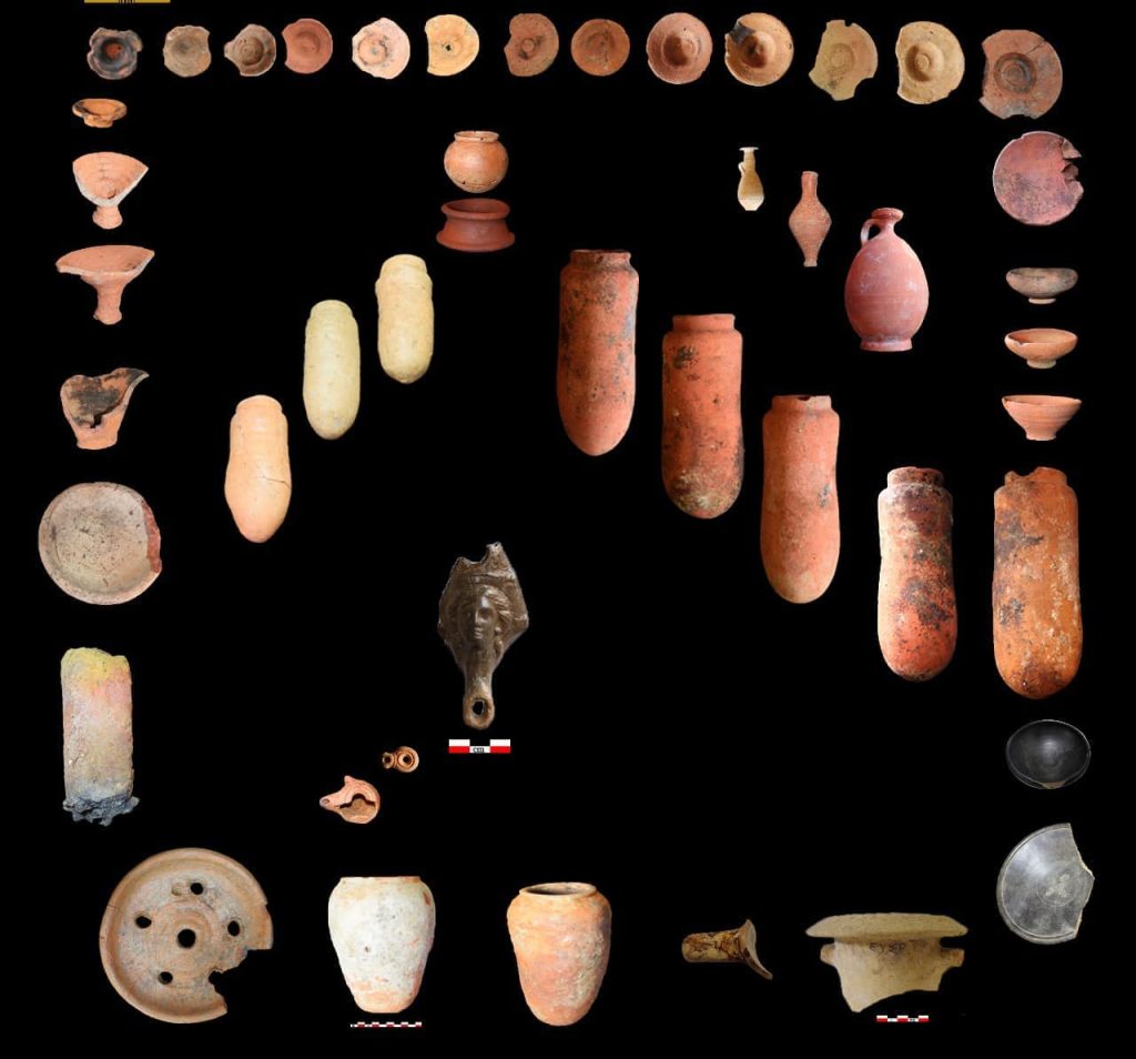 Some of the objects found in the astronomical observatory. Photo: Egypt Ministry of Tourism and Antiquities