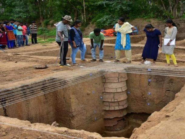 Кольцевой колодец, ранее найденный на месте раскопок. Фото: M Suganth/Times of India