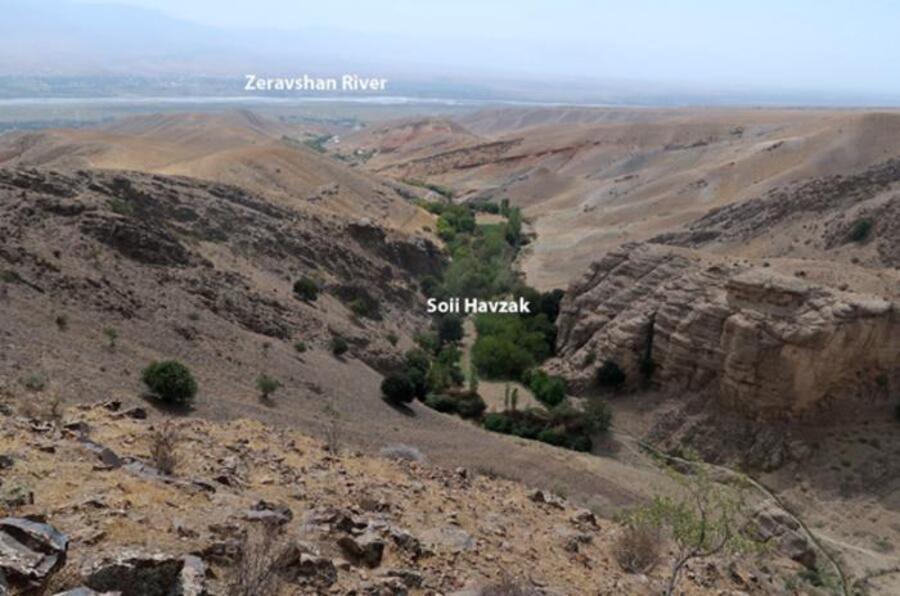 View on Zeravshan River valley from Soii Havzak. Photo: Yossi Zaidner and Team