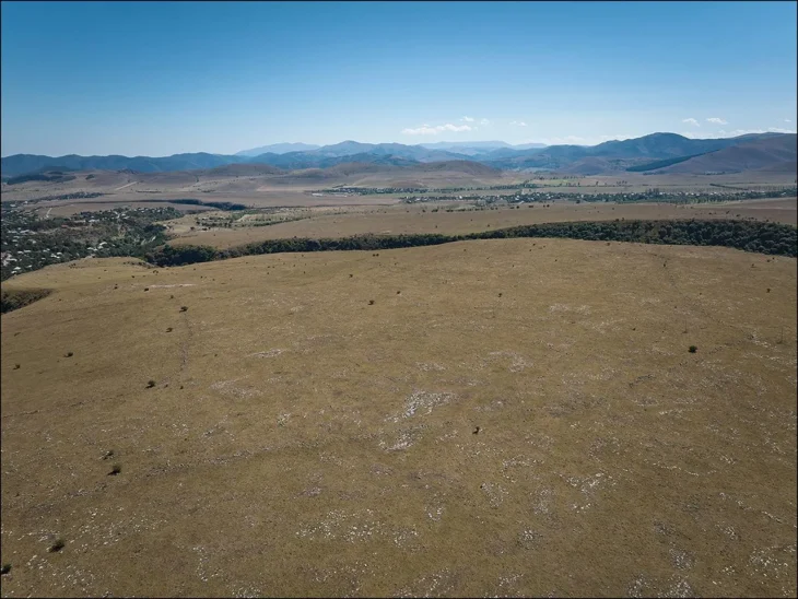 Oblique aerial view of outer enclosure from the northwest (figure by N. Erb-Satullo). Credit: N. L. Erb-Satullo et al., Antiquity (2025)