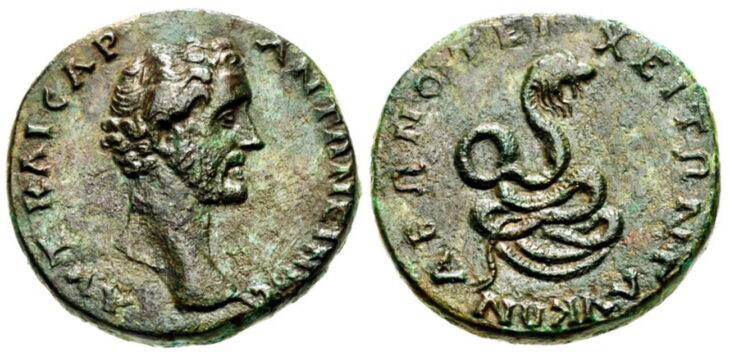 The bronze coin of Antoninus Pius minted in Abonoteichos and showing the snake god Glycon with the legend “ΓΛVΚΩΝ ΑΒΩΝΟΤΕΙΧΕΙΤΩΝ” (29 mm, 16.89 g) Credit: CC BY-SA 3.0