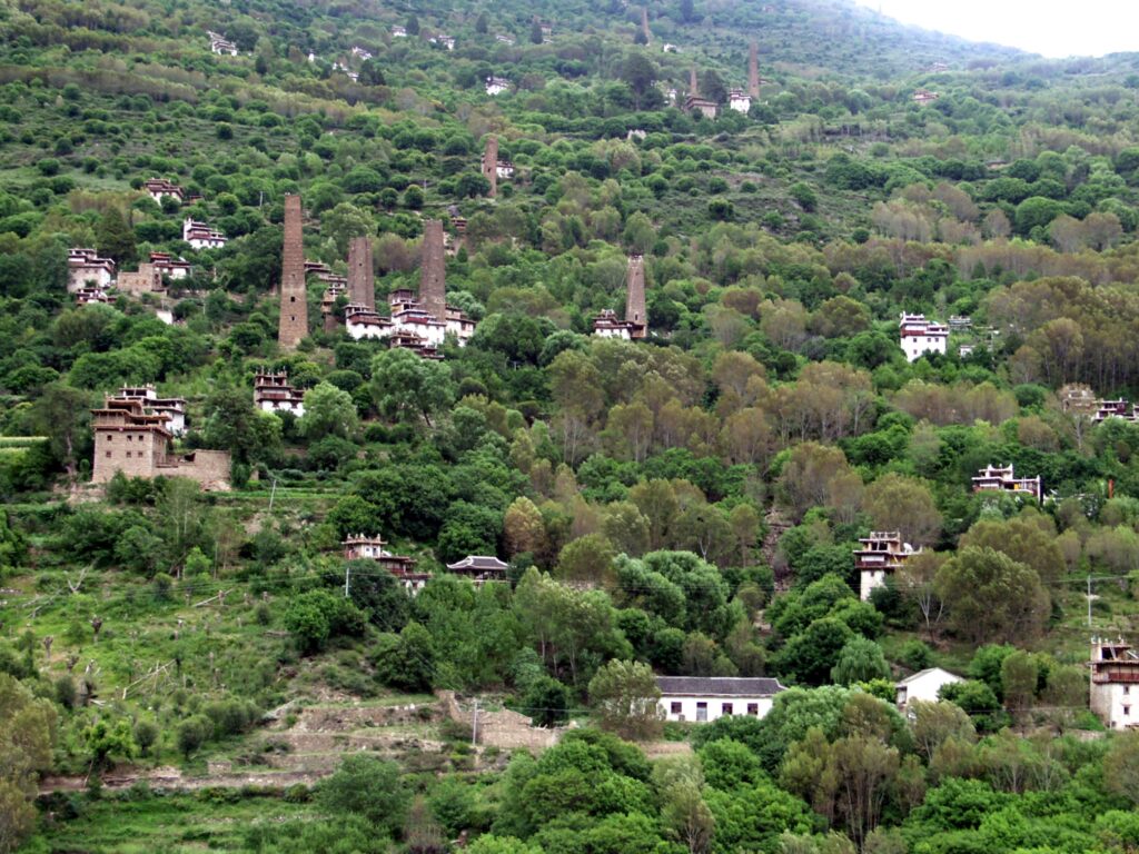Himalayan Towers in Danba, Sichuan. Credit: Public Domain