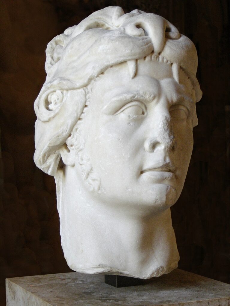 Portrait of Mithridates VI depicted as Heracles, Roman Imperial period. A symbolic representation highlighting his self-image as a heroic and divine ruler. Credit: Public Domain