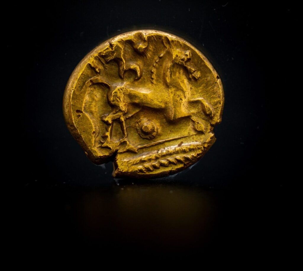 The 933 gold coins include 930 Eastern British staters.