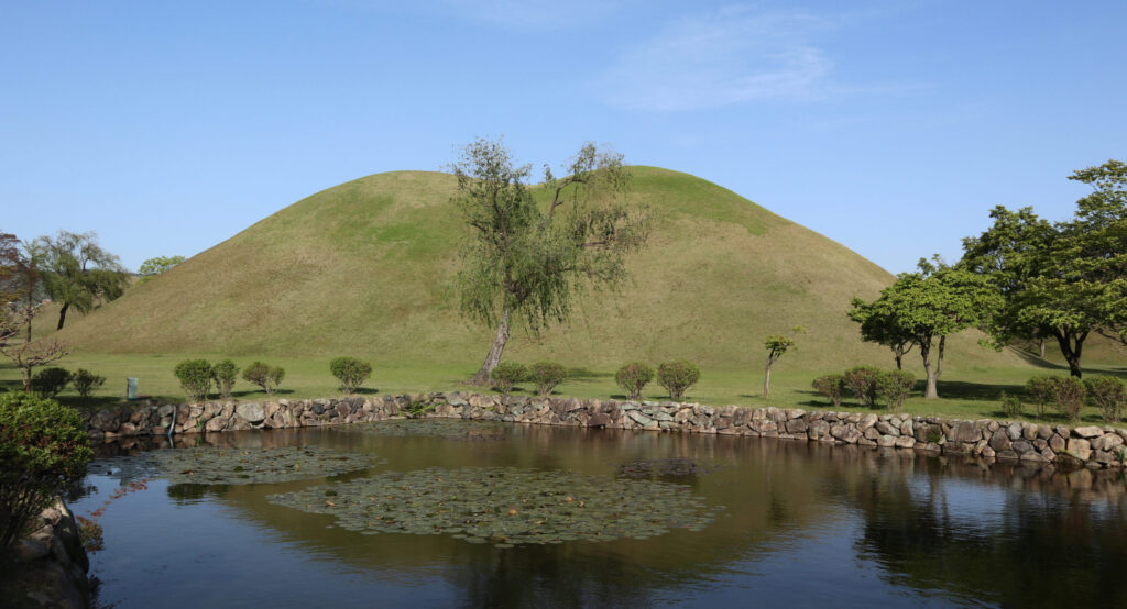 The Hwangnam-dong tombs, also known as Hwangnamdaechong, are royal Silla-era tombs located in Gyeongju, South Korea. Credit Smart History