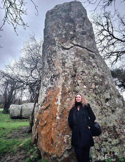 Bettina Schulz Paulsson at the alignments in Erdeven, Bretagne.
Credit: Marcus Winterbauer