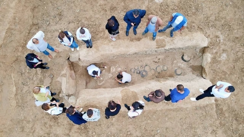 Aerial view of the team excavating the burial sections/chambers of the site