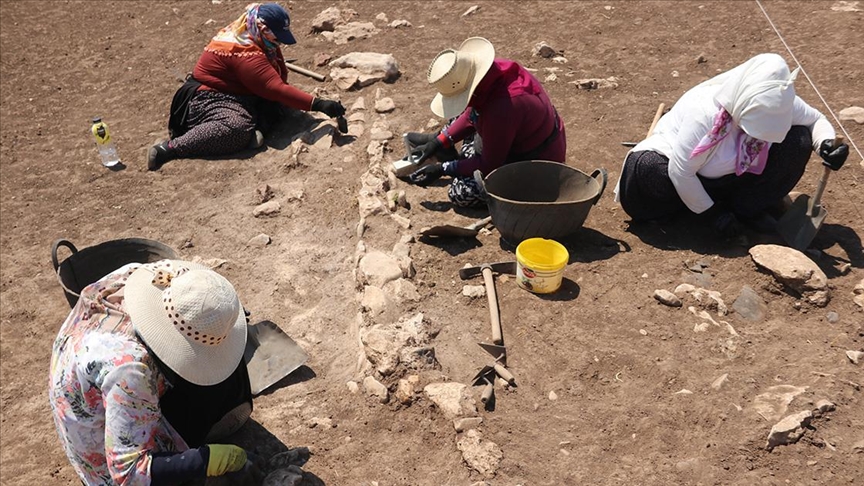 New Neolithic-era discoveries at Çayönü in southeastern Türkiye, dating back to approximately 10,200–6,500 BCE, include four grid-plan buildings. Credit: AA