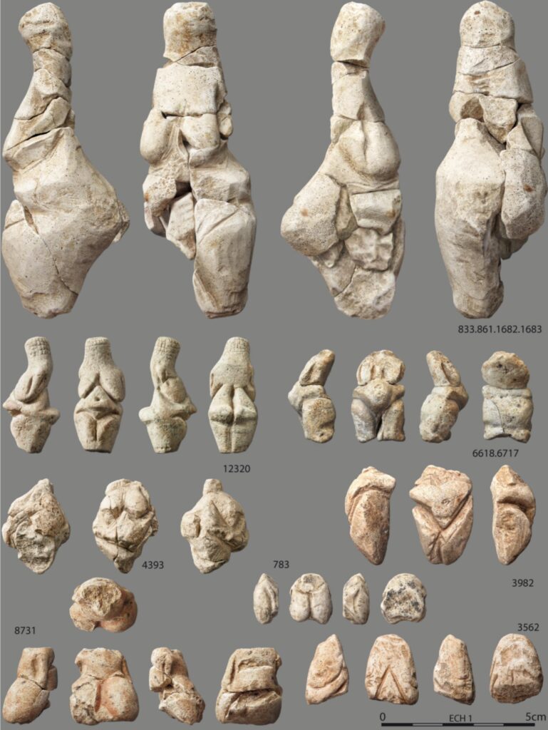 Female statuettes of Amiens-Renancourt 1. Credit: Stéphane Lancelot, Inrap