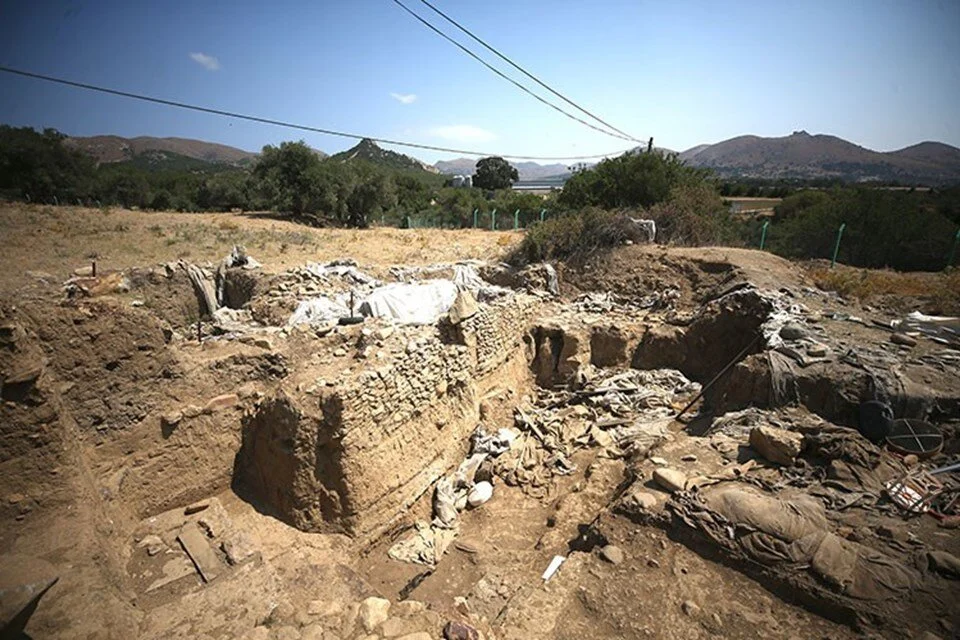 Archaeologists have uncovered five prehistoric buildings dating back 8,800 years at the Uğurlu-Zeytinlik Mound on Gökçeada (Imbros), Türkiye’s westernmost island in the Aegean Sea. Credit: AA