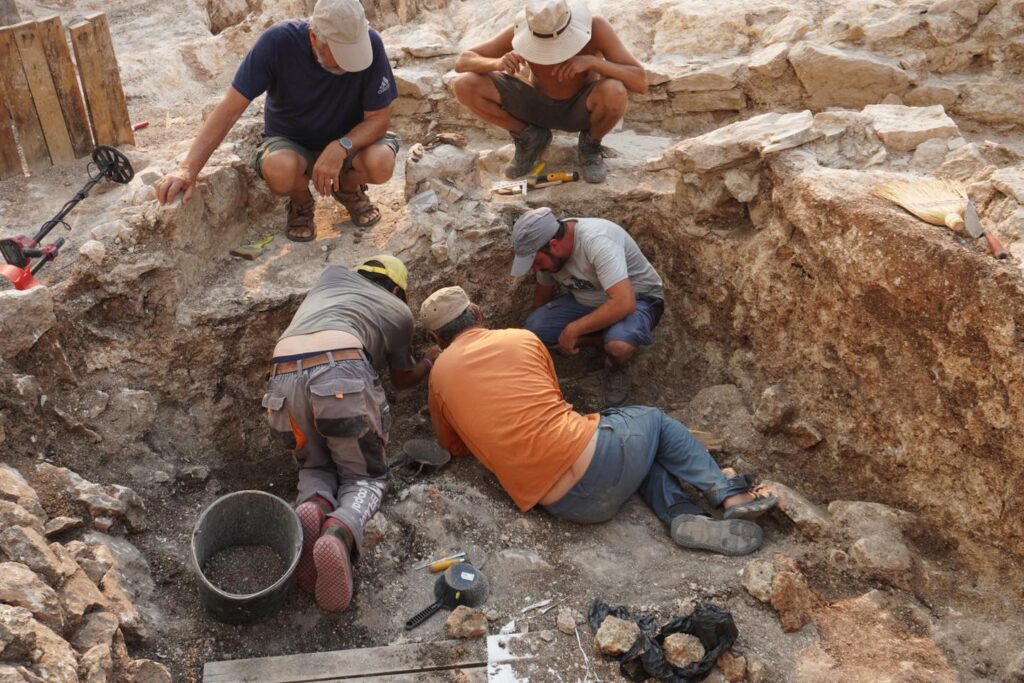 Archaeologists Uncover Richly Furnished Grave of Thracian Warrior with Horse, Weapons, and Gold-Gilded Ornaments in Southern Bulgaria. Credit: Община Тополовград - Topolovgrad Municipality