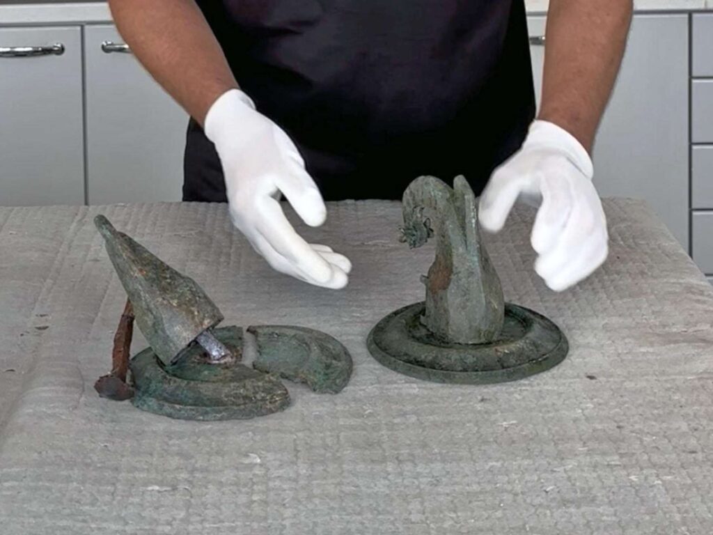 A plastic replica of the original artifact was produced. Credit: Eram Khan – Salzburg Museum