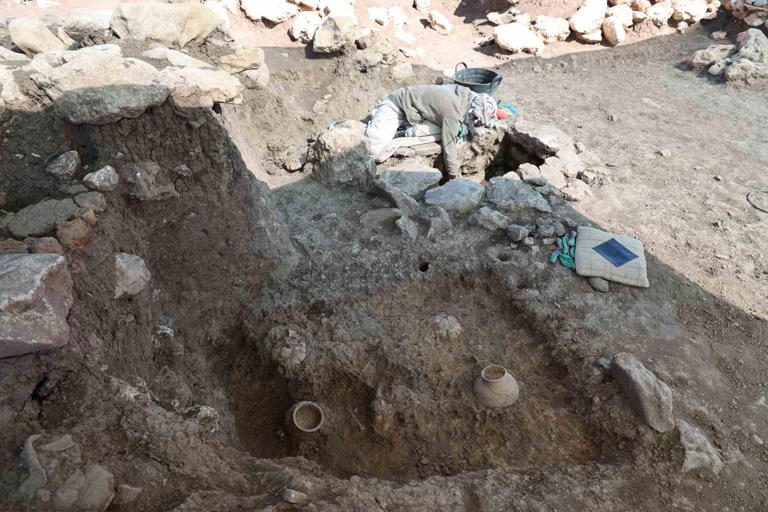 Six ancient graves — five from 5,000 years ago and one from 11,000 years ago — were uncovered during excavations at Çayönü Hill in Ergani, Diyarbakır. Credit: İHA