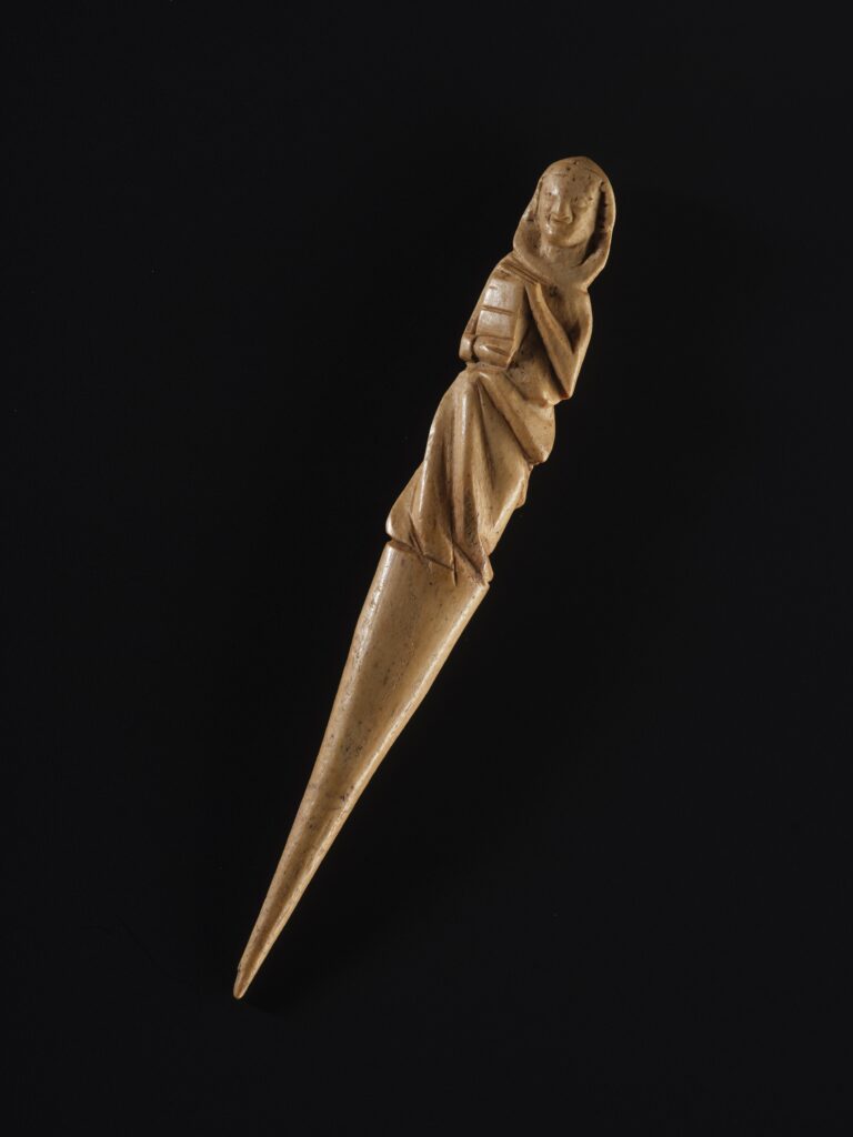 Gravoir. Credit: National Museums Scotland