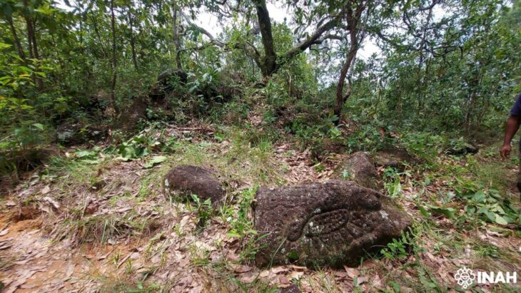 Archaeologists from Mexico’s INAH uncovered an ancient ceremonial complex in Guerrero featuring mysterious indigenous carvings, dating back to AD 650–1150. Credit: INAH