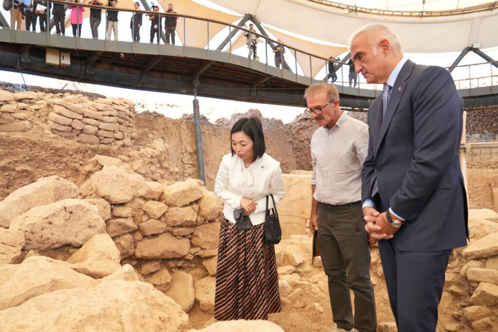 During a ceremony held together with Her Highness Princess Akiko, who visited Göbeklitepe as part of her Türkiye visit, Minister Mehmet Nuri Ersoy shared an important announcement. Credit: Republic of Türkiye, Ministry of Culture and Tourism