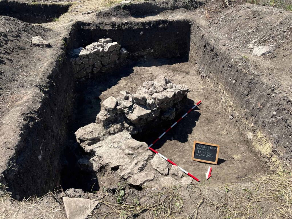 The team’s trenching revealed the foundations, portico, and associated domestic structures of what was once a refined residence belonging to a wealthy inhabitant of the settlement. Credit: Facultatea de Științe și Litere "Petru Maior" UMFST