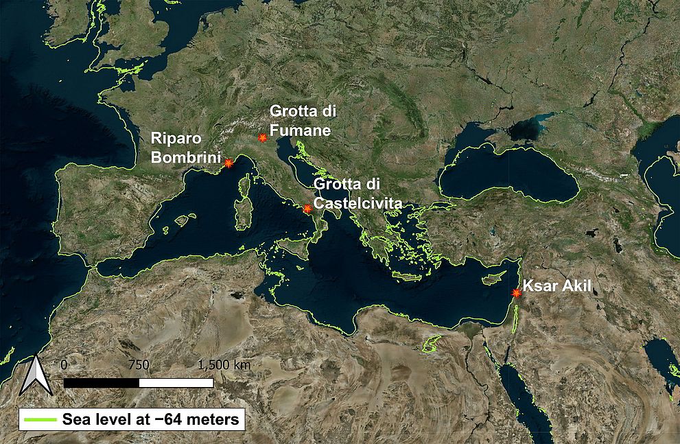 Map of the Mediterranean showing the geographic locations of the sites analyzed in the study and the reconstructed sea level around 42,000 years ago. Credit: University of Tübingen