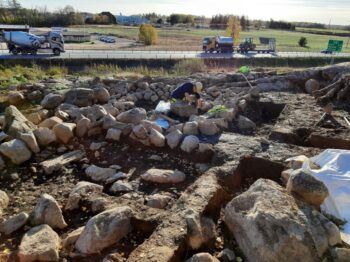 Excavation along the E18. Credit: Arkeologerna, CC BY