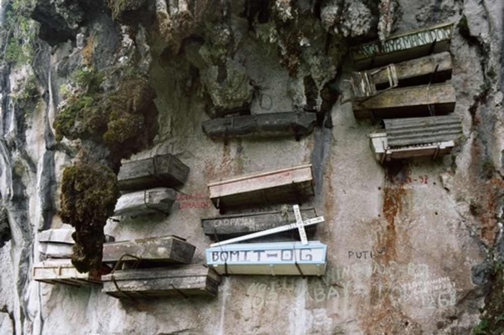 Hanging coffins at Sagada, Mountain Province in the Philippines. Credit: Kok Leng, Maurice Yeo - Wikipedia